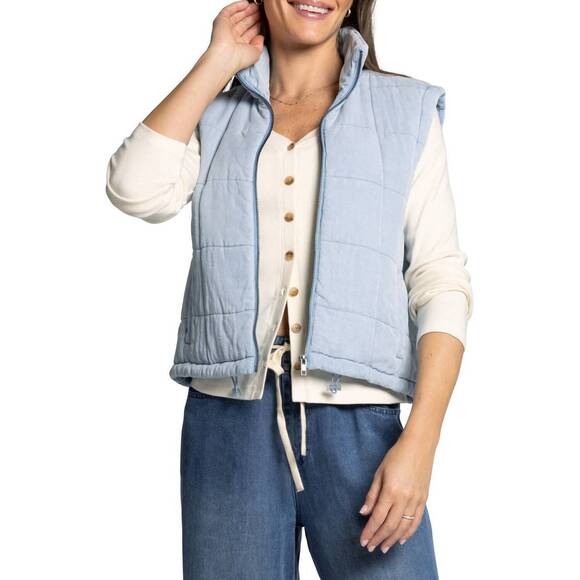 THREAD & SUPPLY Jackets & Blazers - NEW THREAD & SUPPLY brina quilted denim zip-up vest in chambray blue